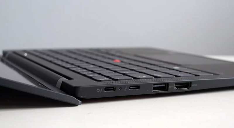lenovo-thinkpad-x1-carbon-gen-10