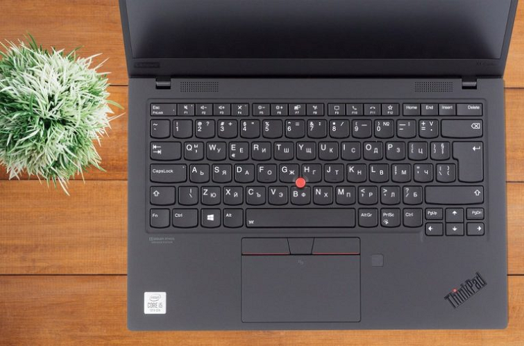 Lenovo ThinkPad X1 Carbon Gen 8