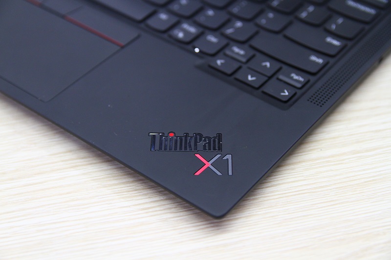 lenovo-thinkpad-x1-carbon-gen-9