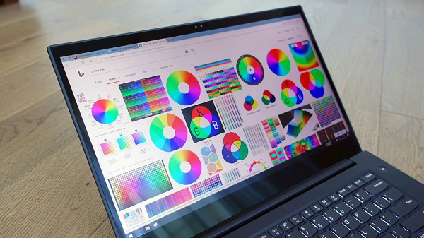 Màn hình Full HD với hình ảnh sắc nét
