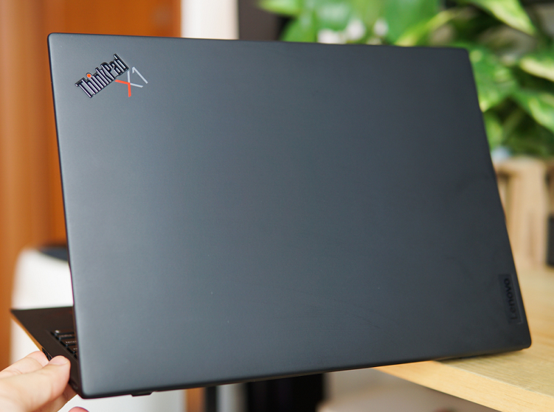lenovo-thinkpad-x1-nano