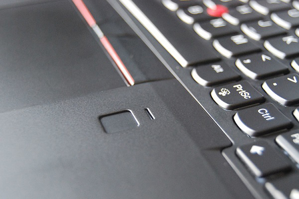 Bảo mật an toàn với đầu đọc bằng dấu vân tay