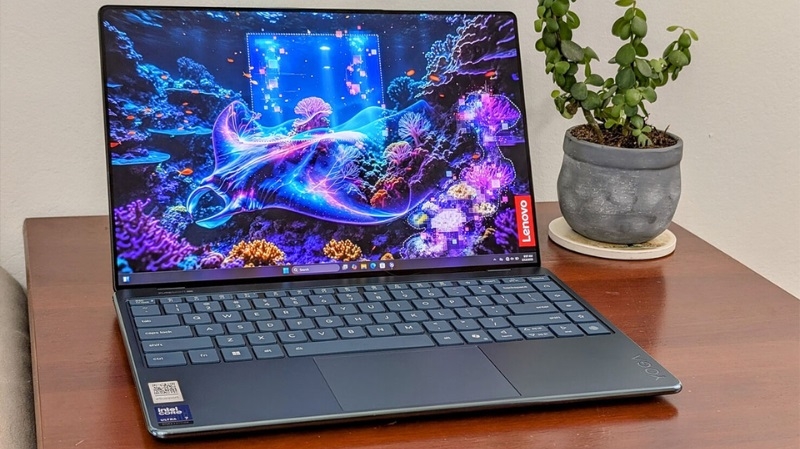 Laptop Lenovo Yoga Slim 9 14ILL10 Laptop Lenovo Yoga Slim 9 14ILL10
