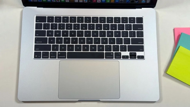 Laptop MacBook Air M4 2025