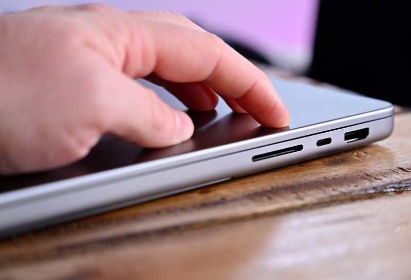 macbook-pro-14inch-m1-pro