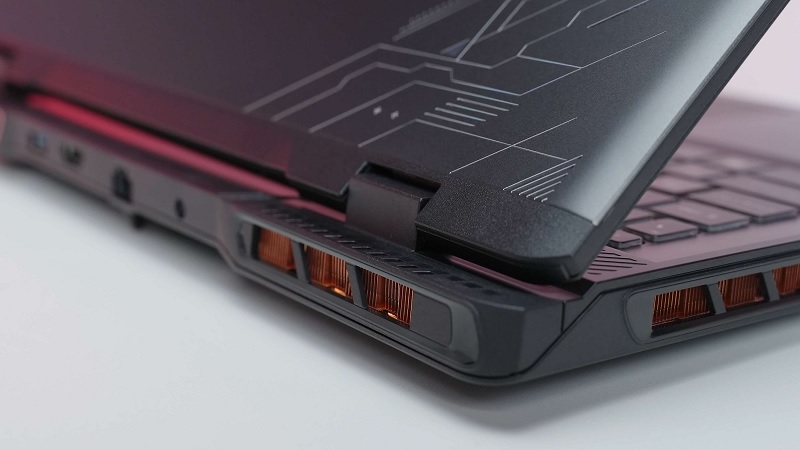 MSI Crosshair 16 HX AI D2XWFKG-036VN - Laptop Gaming Hiệu Năng Cao Với RTX 5060 Và Màn Hình 240Hz