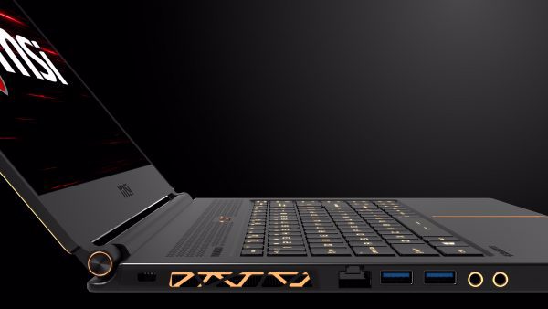 Các cổng đa dạng giúp kết nối nhiều thiết bị ngoại vi