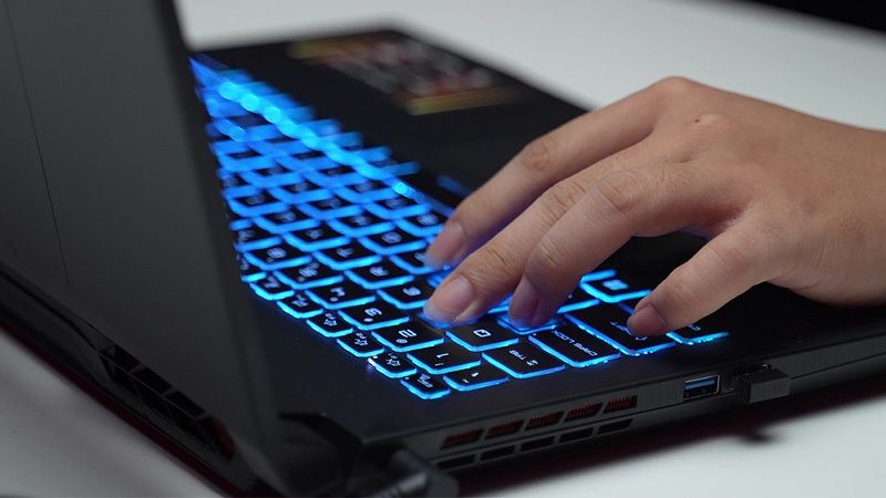 MSI Katana 15 HX B14WEK 027VN - Laptop Gaming Hiệu Năng Cao