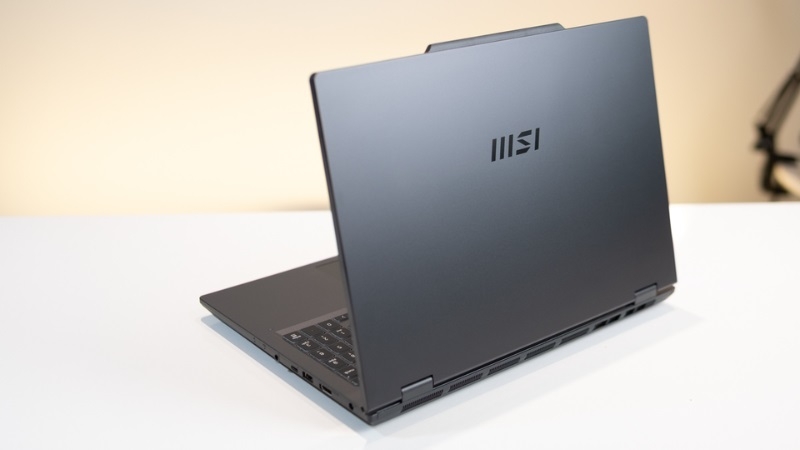 MSI Venture A16 AI+ A3HMG-017VN - Laptop AI Thế Hệ Mới Với Màn Hình OLED 2K Ấn Tượng MSI Venture A16 AI+ A3HMG-017VN - Laptop AI Thế Hệ Mới Với Màn Hình OLED 2K Ấn Tượng