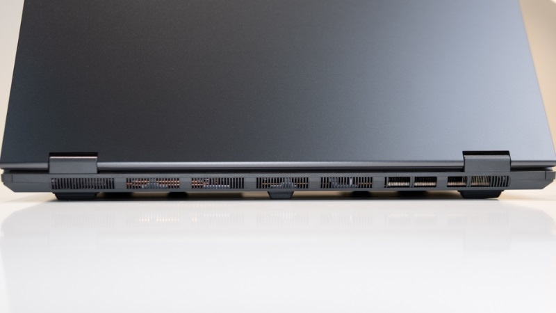 MSI Venture A16 AI+ A3HMG-017VN - Laptop AI Thế Hệ Mới Với Màn Hình OLED 2K Ấn Tượng MSI Venture A16 AI+ A3HMG-017VN - Laptop AI Thế Hệ Mới Với Màn Hình OLED 2K Ấn Tượng