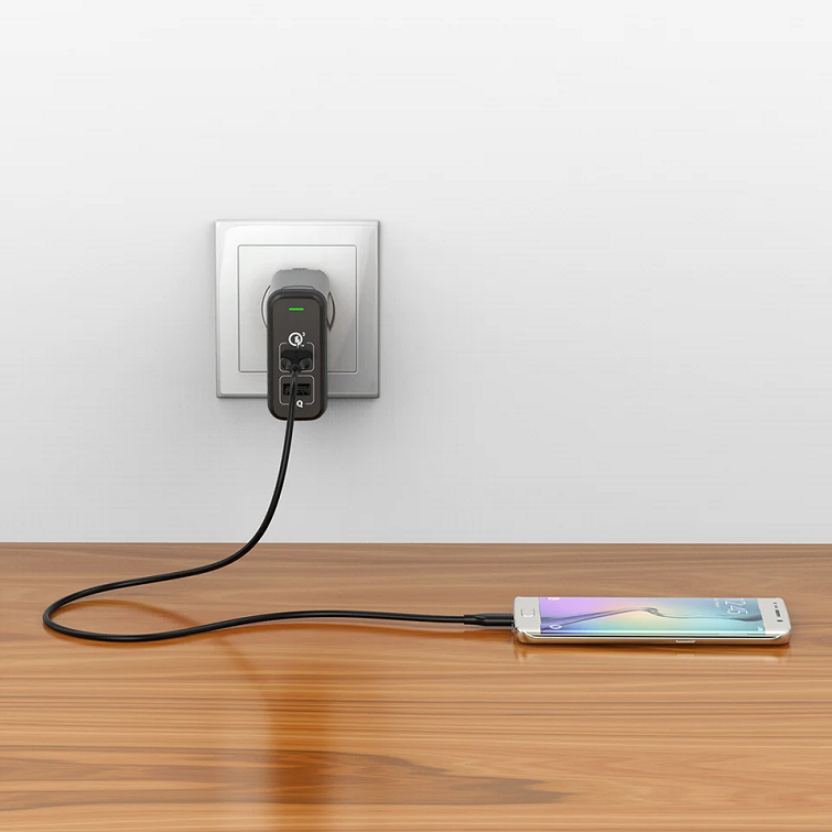 sac-anker-2-cong-30w-quick-charge-3-0