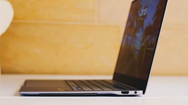 Samsung Galaxy Book 4 Edge 14