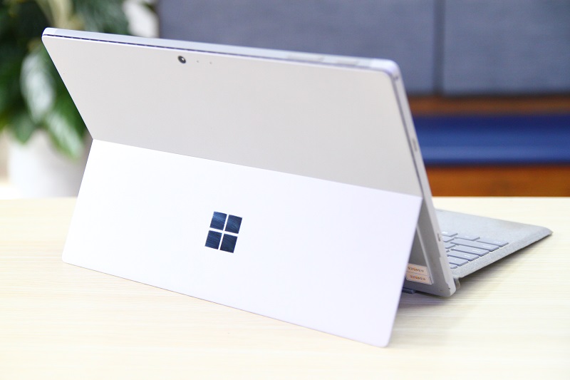 Surface Pro 6