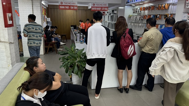 Thay thế pin SamSung Galaxy A50s chất lượng tại địa điểm uy tín Thay thế pin SamSung Galaxy A50s chất lượng tại địa điểm uy tín