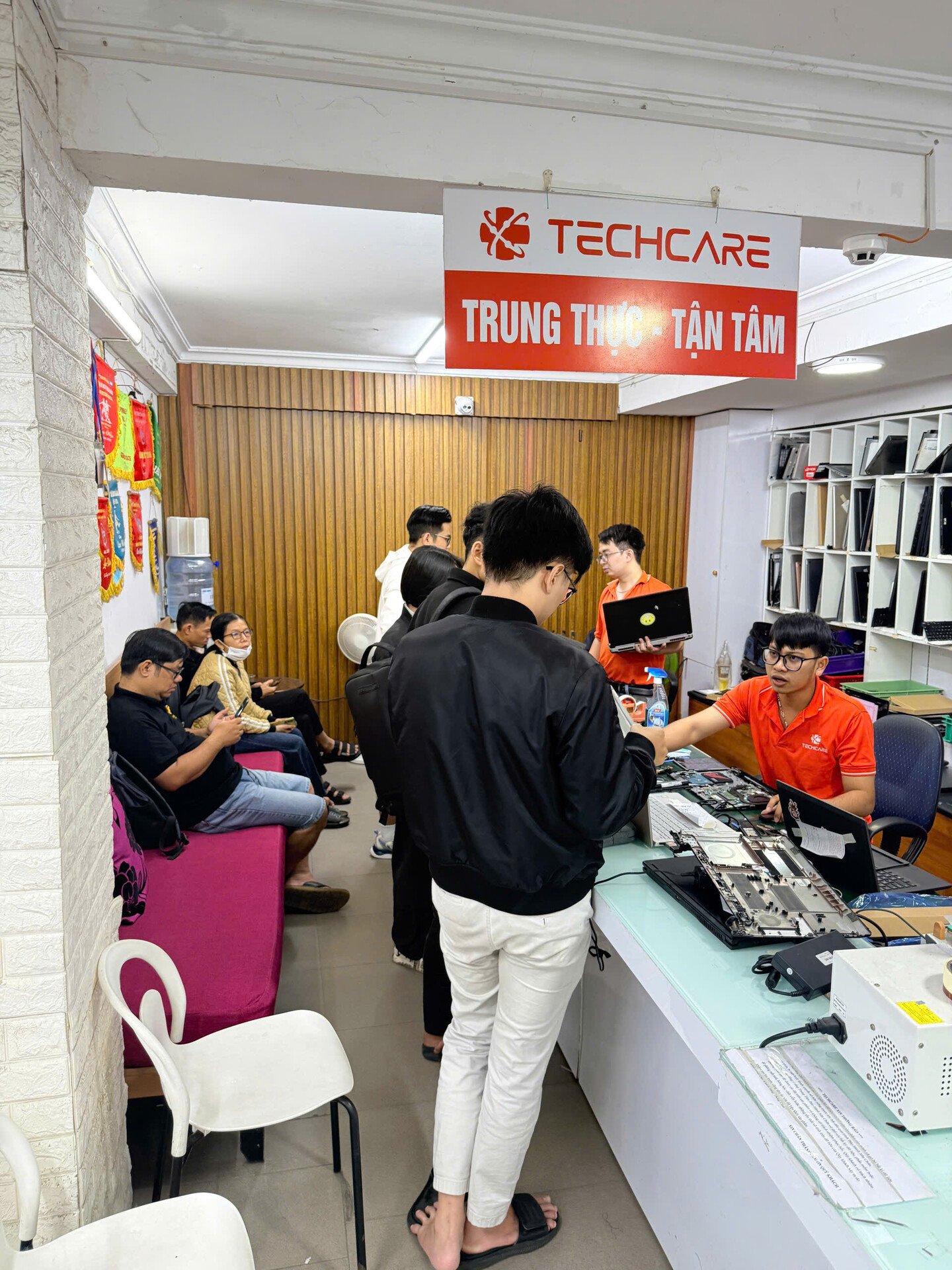 Cửa hàng Techcare 6