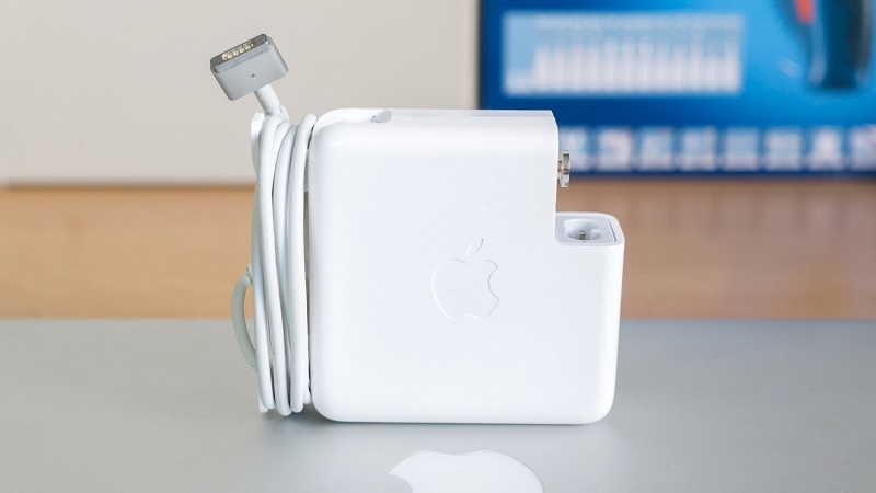 Tại sao nên mua sạc Macbook chính hãng? Tại sao nên mua sạc Macbook chính hãng?