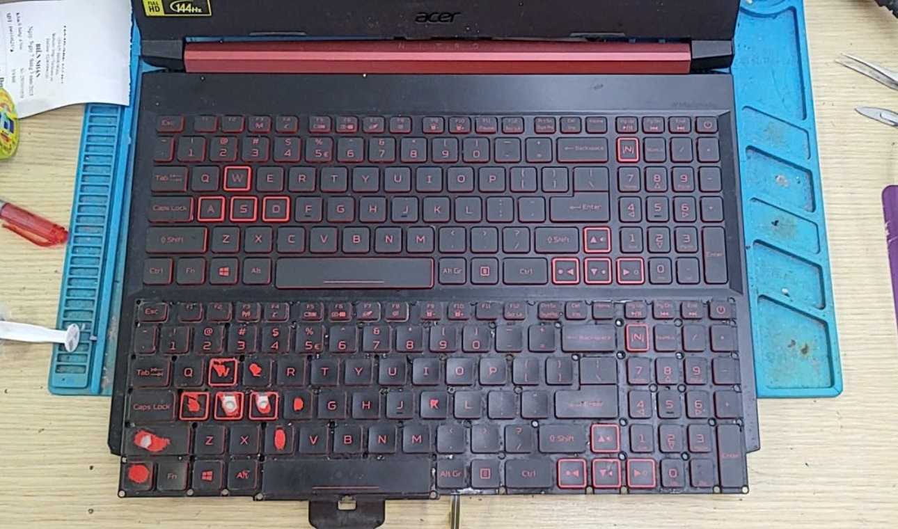 Thay Bàn Phím Laptop
