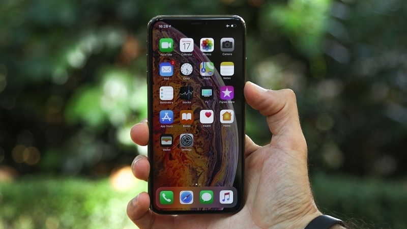 Cách phân biệt thay màn hình iPhone XS Max Đà Nẵng chính hãng và “ nhái”