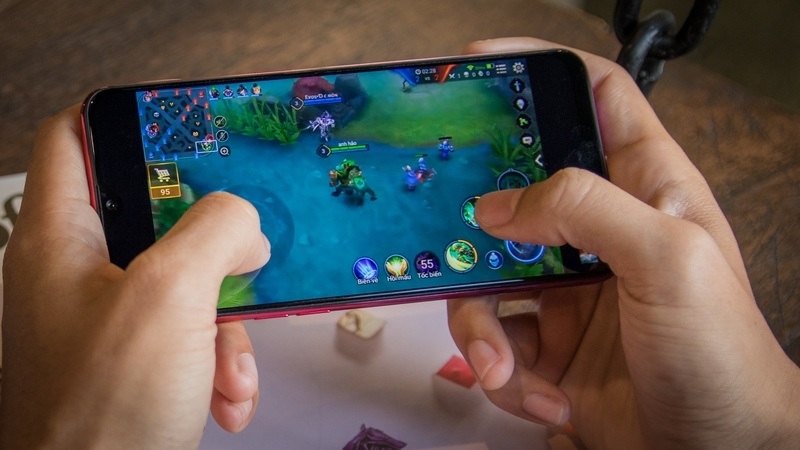 Lí do điện thoại bị hư pin?