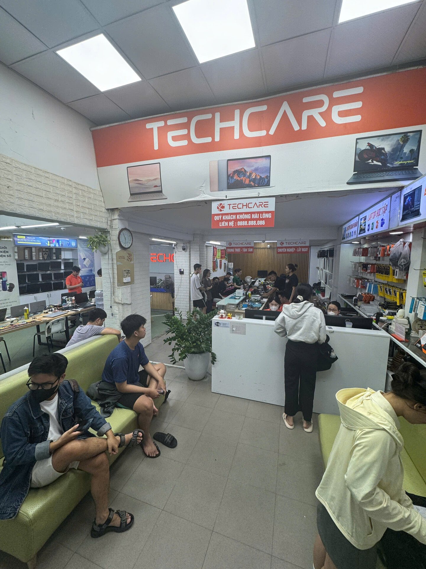 Cửa hàng Techcare 9