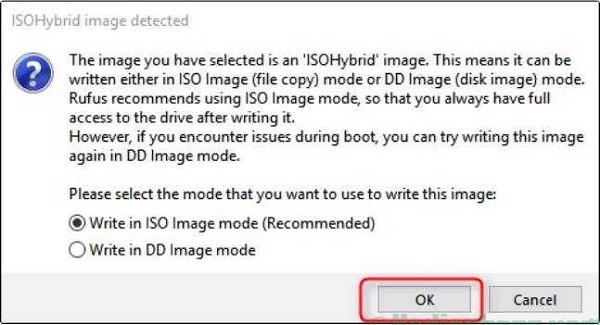 Nhấn chọn ở ô Write in ISO Image mode (Recommended) và chọn tiếp vào OK