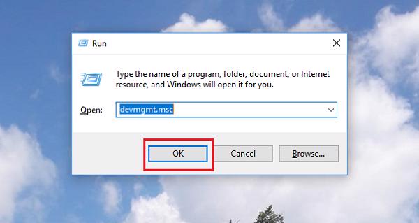 Windows + R -> nhập devmgmt.msc -> OK